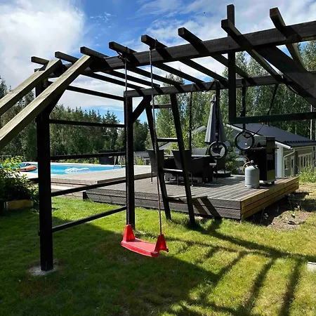 Omakotitalo Detached House * Ювяскюля